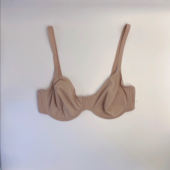 36B New HANRO Smooth Illusion Underwire Bra. New W/O tags. - Picture 3 of 4